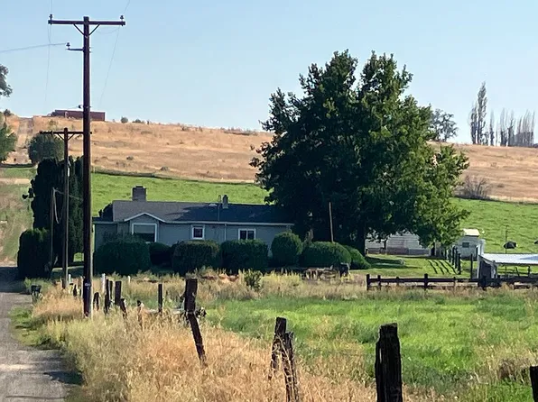 13608 Wide Hollow Rd, Yakima, WA 98908