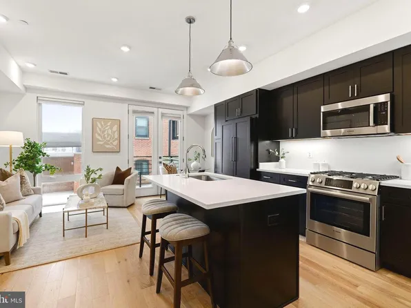 2717 Ontario Rd NW #102, Washington, DC 20009