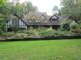 10328 Pinecrest Rd, Concord Township, OH 44077