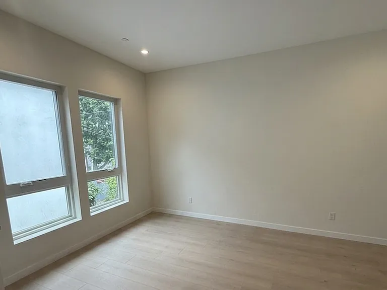 4136 Harter Ave #C — Photo 8