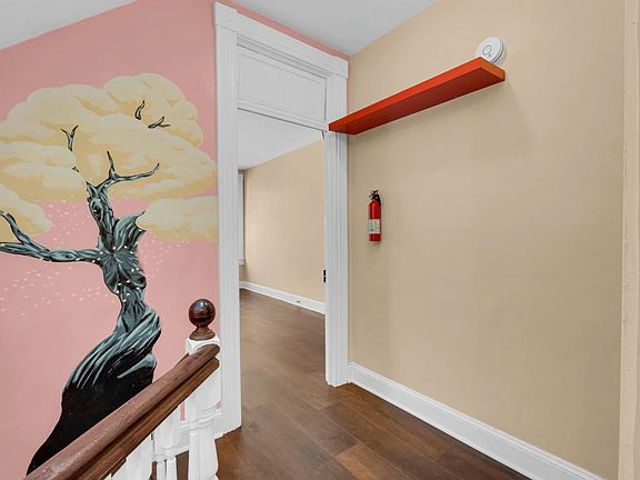 Second-floor Landing