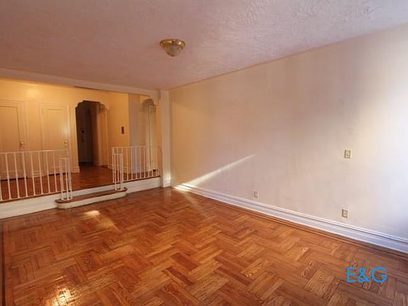 5th image of 4800 14th Ave #6B