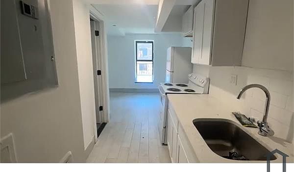 1st image of 1670 Popham Ave #2C