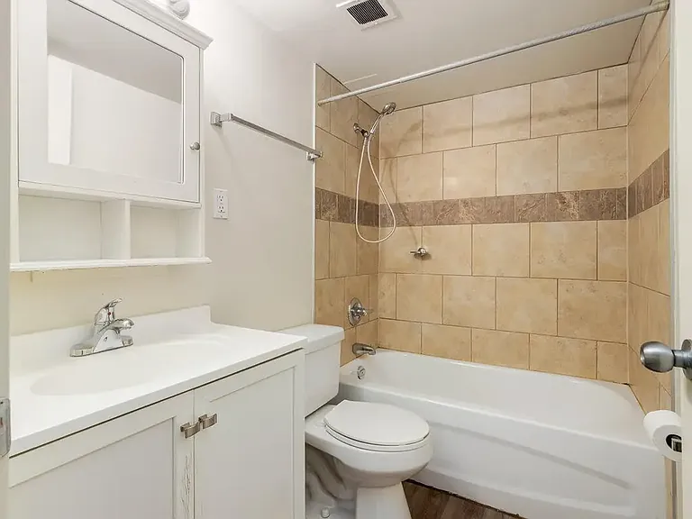 510 21st Ave SW — Photo 37