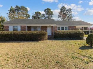 414 York Rd, Fayetteville, NC 28303