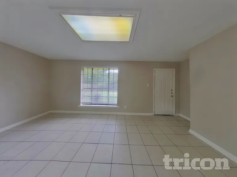 7902 Battlepine Dr — Photo 28