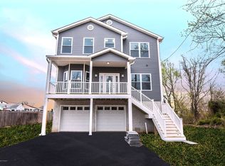 2 Kathleen Ct, Union Beach, NJ 07735