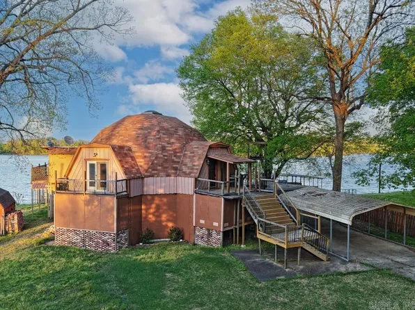 2917 Riverside Dr, Pine Bluff, AR 71602