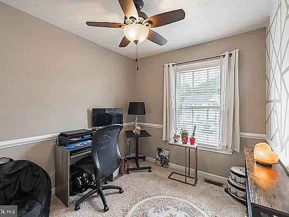 3 bed, 1494 sqft, $2,600 — Photo 1