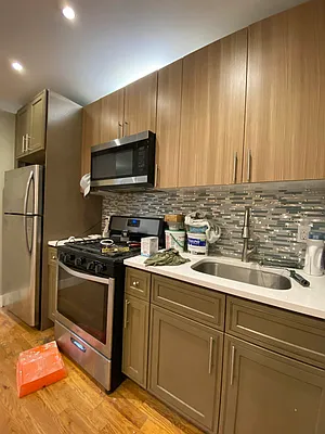 Rented by Hagstrom Management Inc | media 7