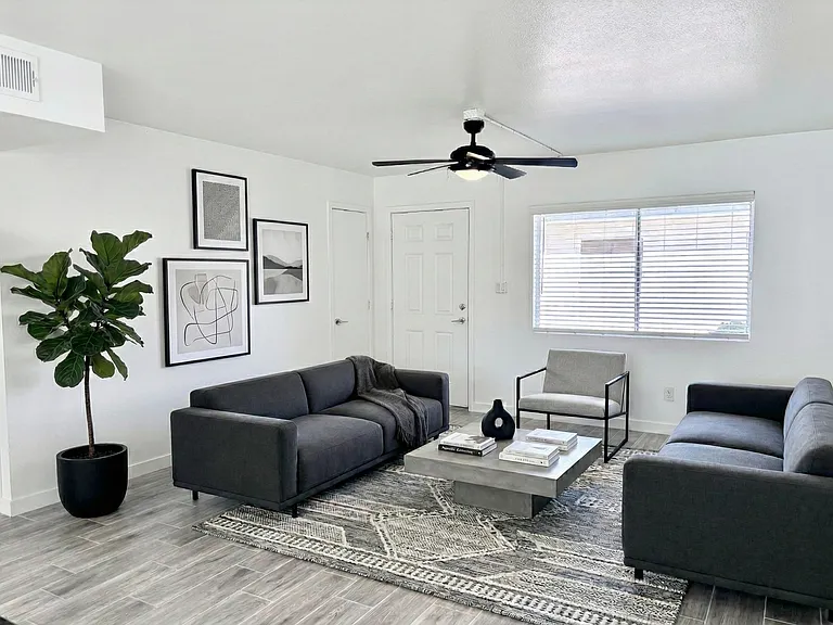 Fairmount Villas — Photo 15