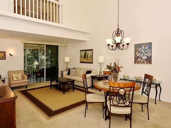 2nd image of 4275 Castlebridge Ln Unit 1323