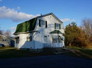 461 E Greenwich Ave, West Warwick, RI 02893