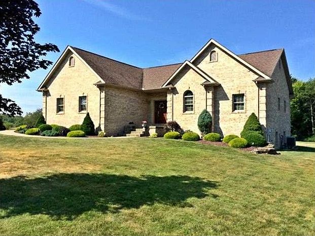 2nd image of 159 Davidson Ln