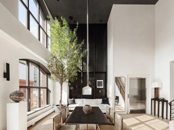 415 Washington Street 5A image 1 of 20
