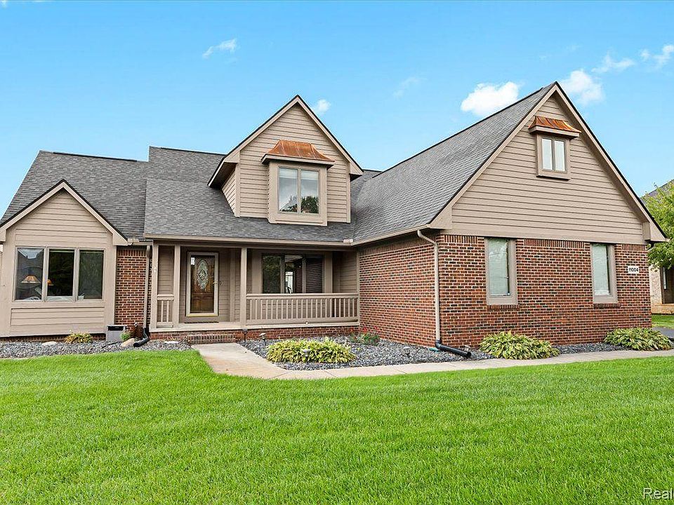 1st image of 11004 Pembrooke Cir