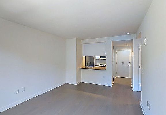 4th image of 45 Hoyt St #4F