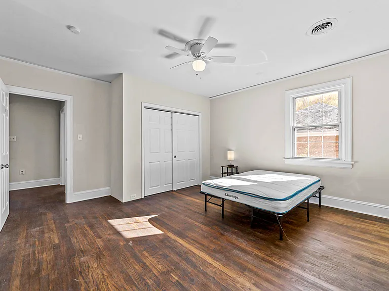 Chamberlayne Ave — Photo 1