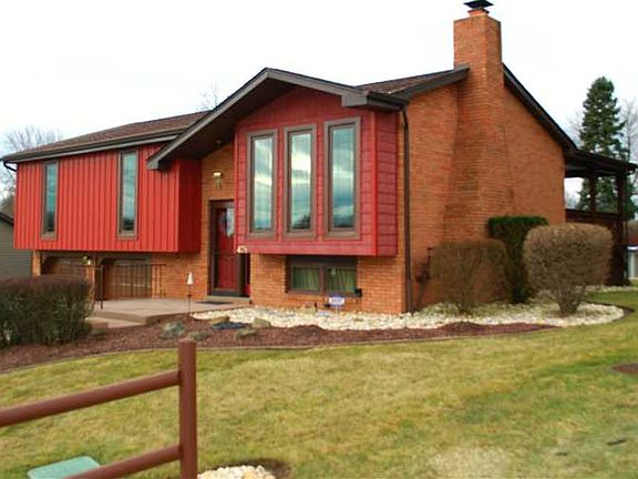 3rd image of 478 Rosanne Dr