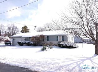 215 Rood St, Northwood, OH 43619