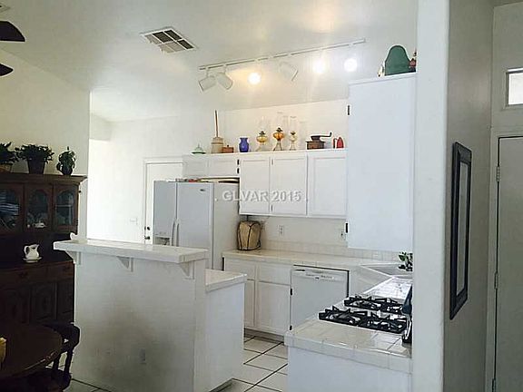 5th image of 6030 Marvin St