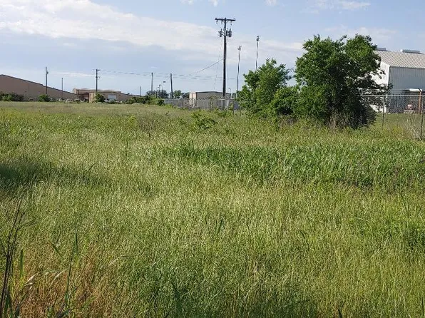 101 Fm 970, Florence, TX 76527