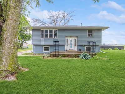 98 Snyder St SE, Bondurant, IA, 50035