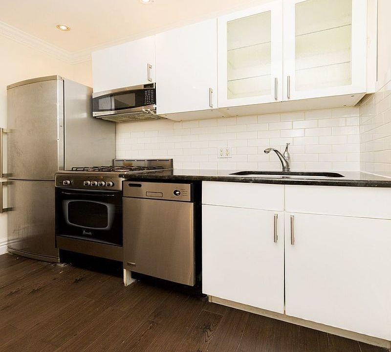1st image of 338 E 55th St #1C