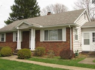 3391 Hudson Dr, Cuyahoga Falls, OH 44221