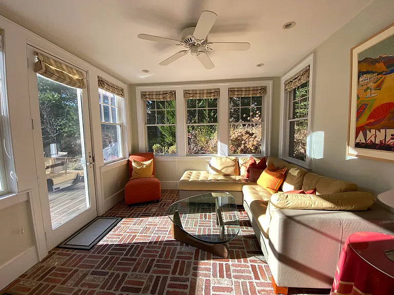 Fairmont Ave — Photo 8