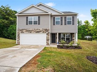 163 Green Mallard Way, Mayodan, NC 27027