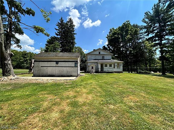 3rd image of 8925 Youngstown Conneaut Rd
