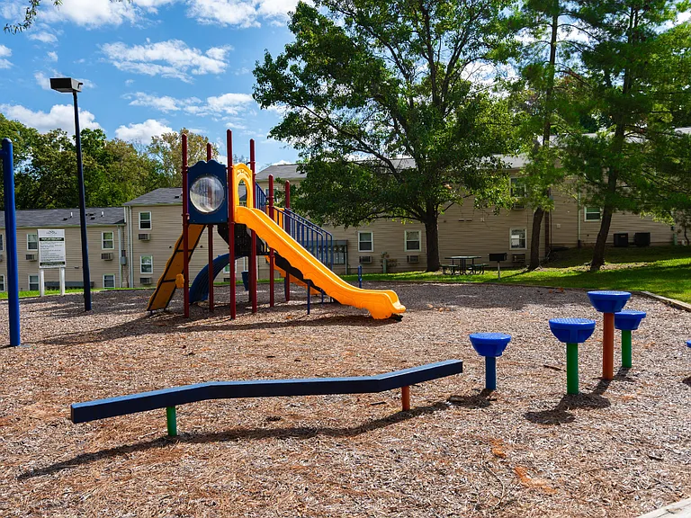 Forest Ridge — Photo 11