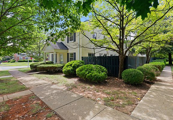 3rd image of 1157 Cooper Dr
