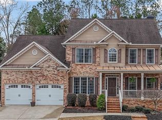 860 Valley Dr, Canton, GA 30114