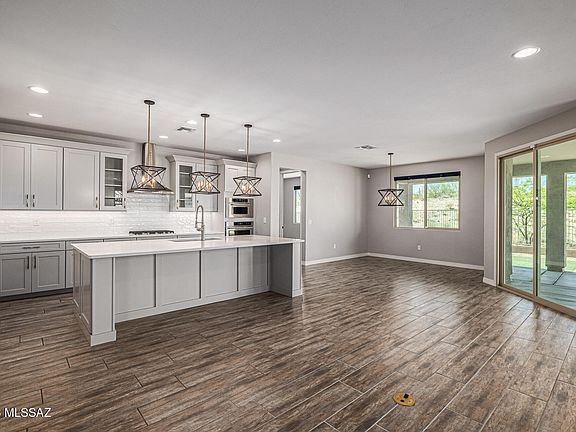 3rd image of 11825 N Silverscape Dr
