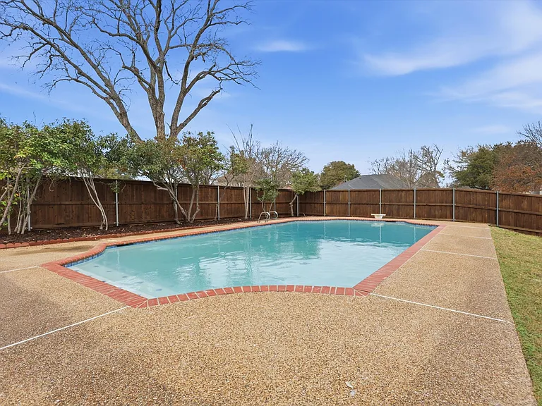 3716 Sweetbriar Ln — Photo 45