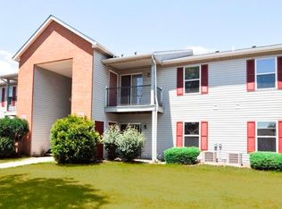 8058 Strawberry Hill Rd, Lewis Center, OH 43035