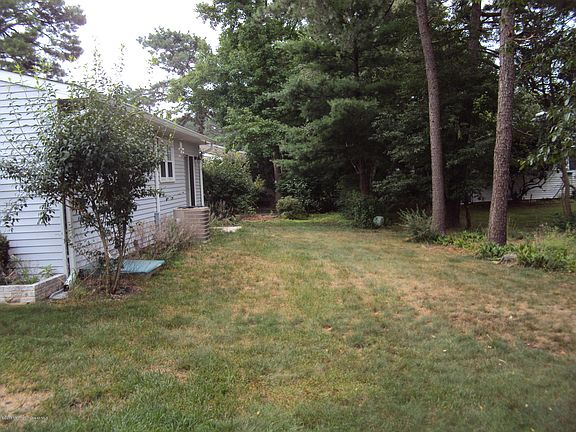 2nd image of 91 Norwalk Avenue