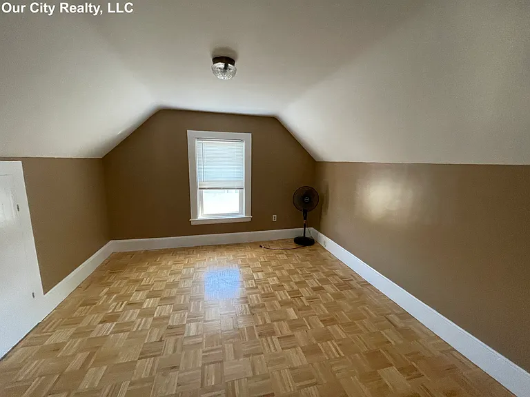 95 Flint St #2 — Photo 13
