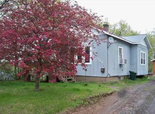 206 18th St, Cloquet, MN 55720
