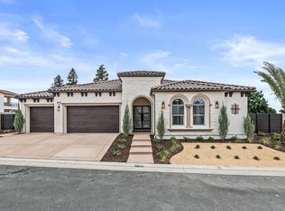11191 N Via Ravenna Dr, Fresno, CA 93730
