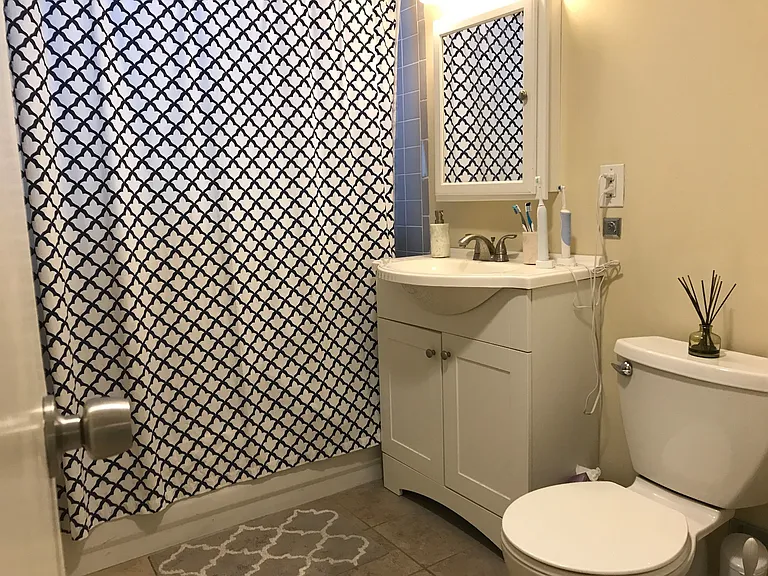 137 Peterborough St #33 — Photo 7