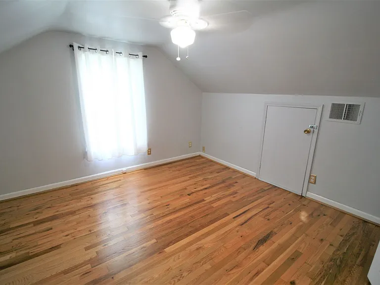 529 Reed Ln — Photo 20