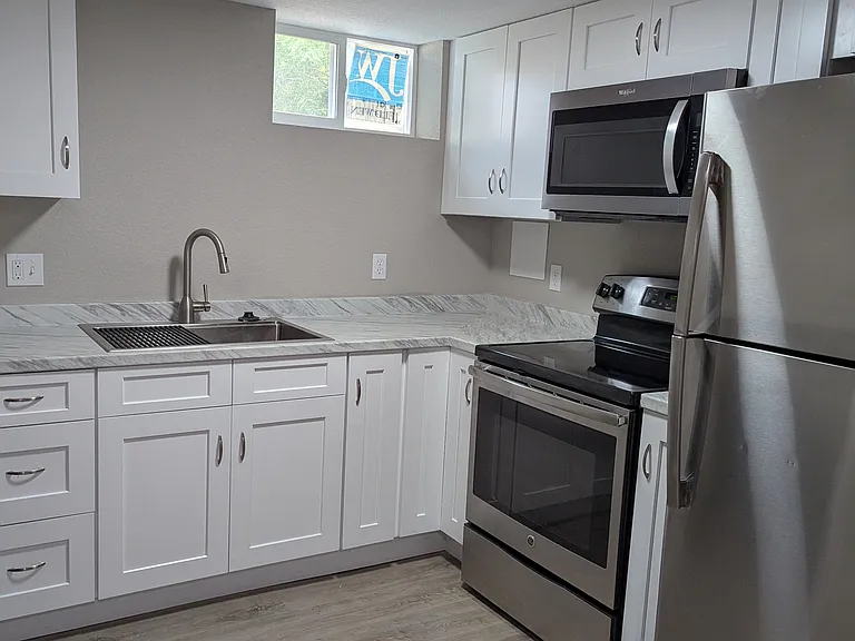 4886 S Logan St #2 — Photo 9