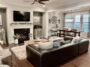 129 Wards Ridge Dr, Cary, NC 27513