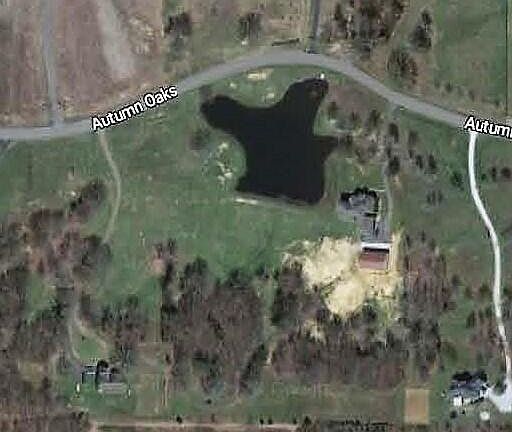 5th image of 6 Autumn Oaks Dr #6