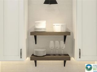 6873 Lawrence St, East Allen Township, PA 18017