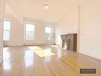 Rented by ZealEstate Group Inc