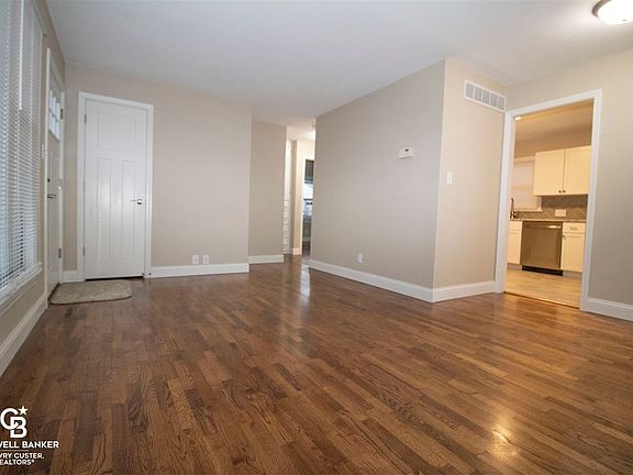 4th image of 618 W Vine St